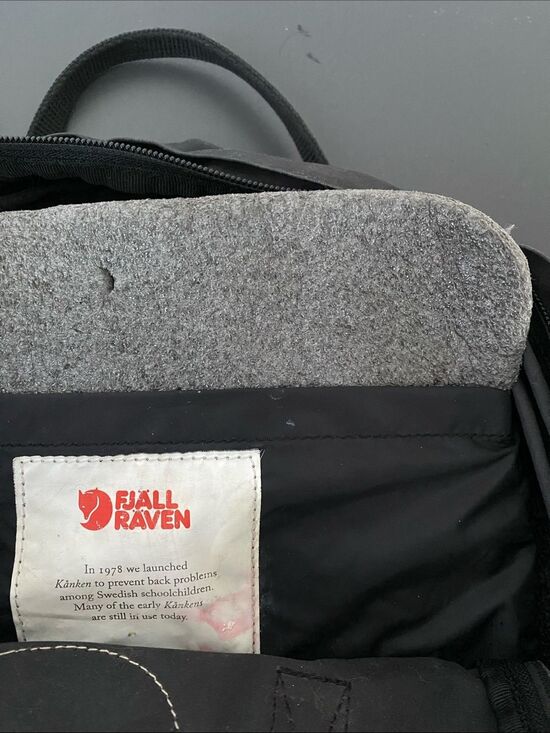 Fjallraven Classic Kånken 20L Black Laptop Backpack Pocket Everyday Use Outdoor main image 11